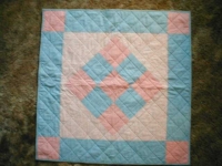 Proj_Linus_Diagonal_center_quilt.jpg